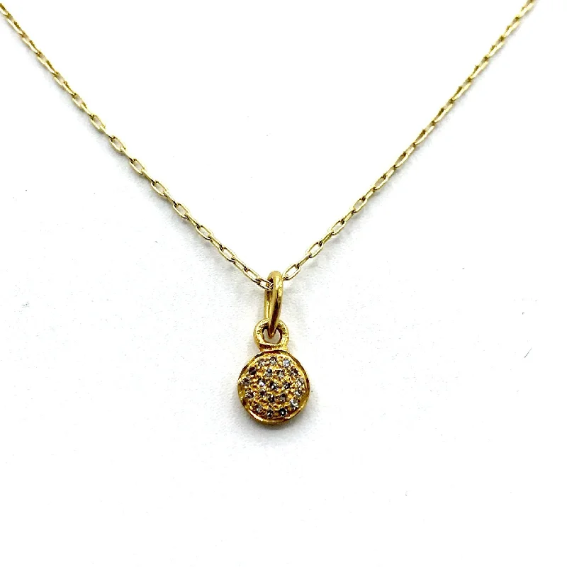 Classic Rope Necklaces For Timeless Fashion-Pebble Diamonds on a Golden Disk