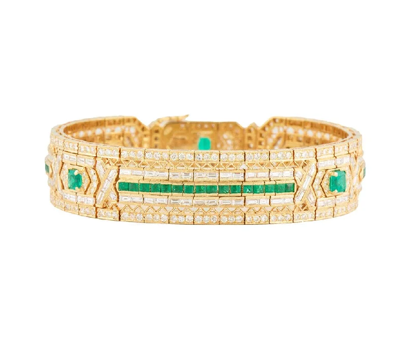 Bracelets With Crystals-2.25ctw Emerald and 7.00ctw Diamonds Art Deco Link Bracelet in 18K