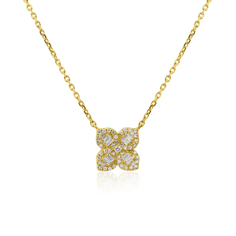 Unique Gold Necklace For Wedding Jewelry-Yellow Gold Diamond Clover Necklace