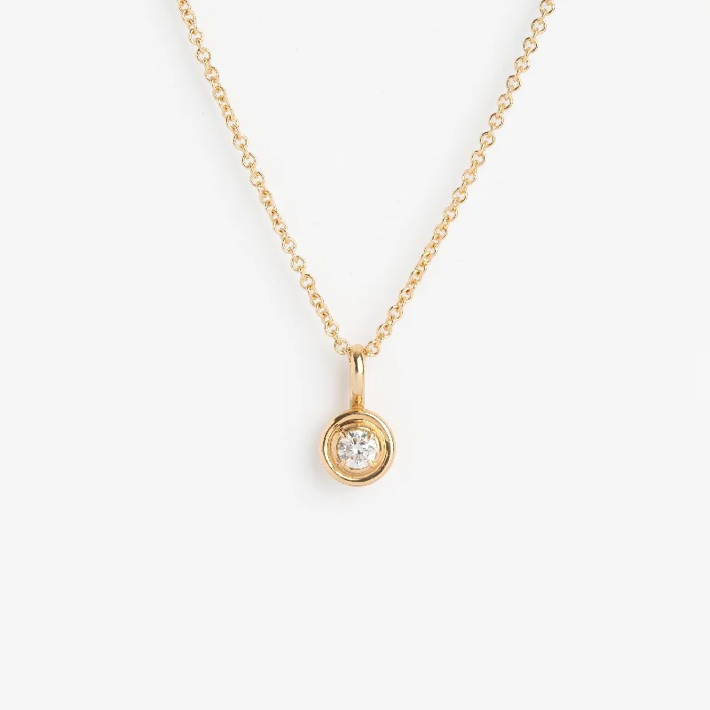 Gorgeous Chain Necklaces For Formal Occasions-The Quarter Carat Diamond Pendant