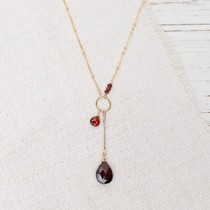 Trendy Beaded Necklaces For Summer Vibes-Asymmetrical Garnet Necklace